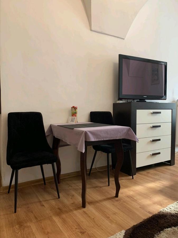 Alzbetina 15 - Dream Apartman โกชิเซ ภายนอก รูปภาพ