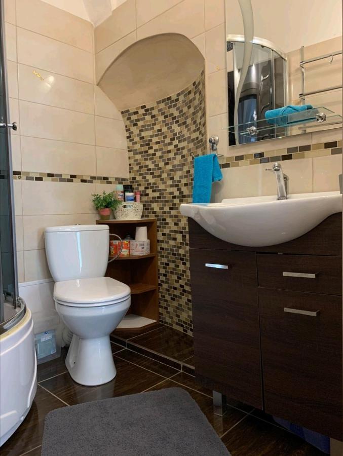 Alzbetina 15 - Dream Apartman โกชิเซ ภายนอก รูปภาพ