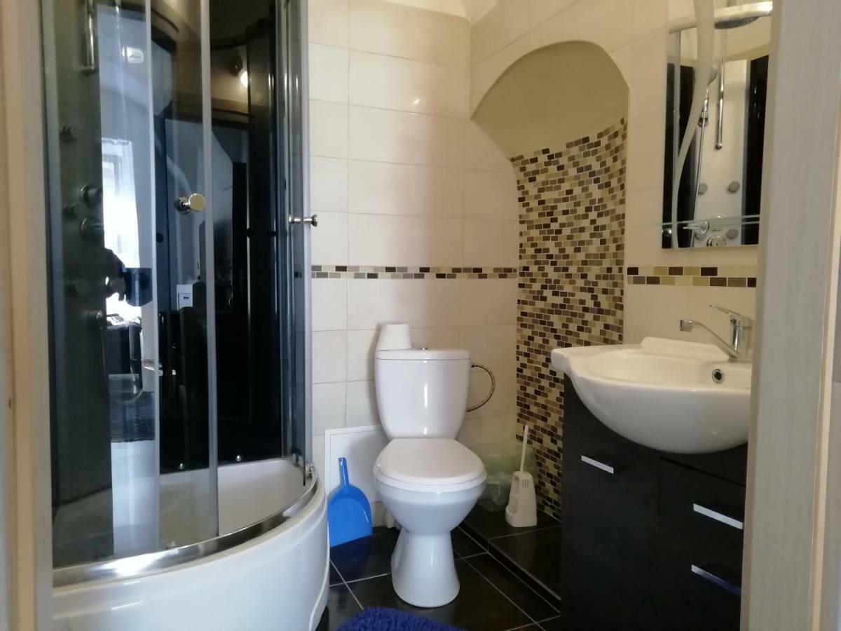 Alzbetina 15 - Dream Apartman โกชิเซ ภายนอก รูปภาพ
